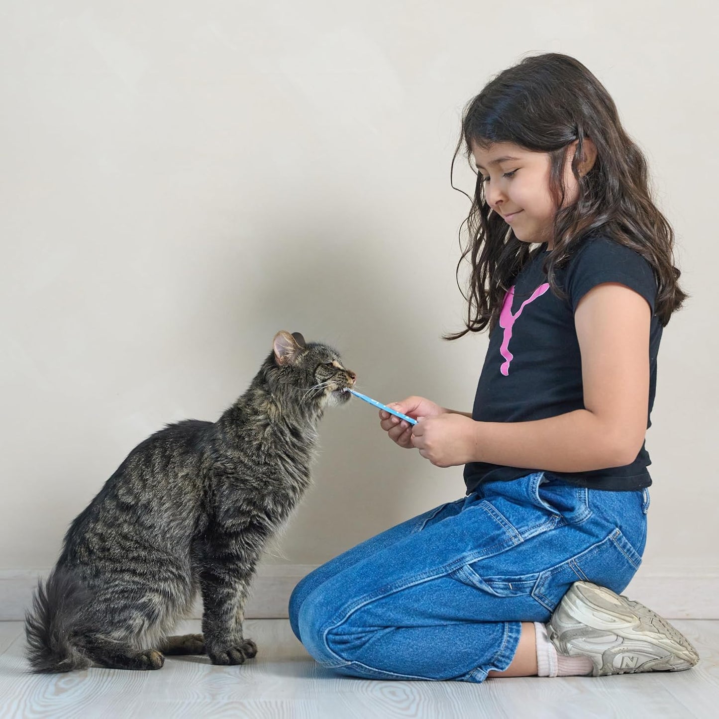 Fieldcrest Farms Lickable Creamy Cat Treats – 50ct Variety Pack – 4 Savory Flavors (Chicken, Tuna, Duck, Salmon) with Taurine – Smooth, Tasty Cat Treat Tubes – Serve by Hand, Dish, or as a Topper