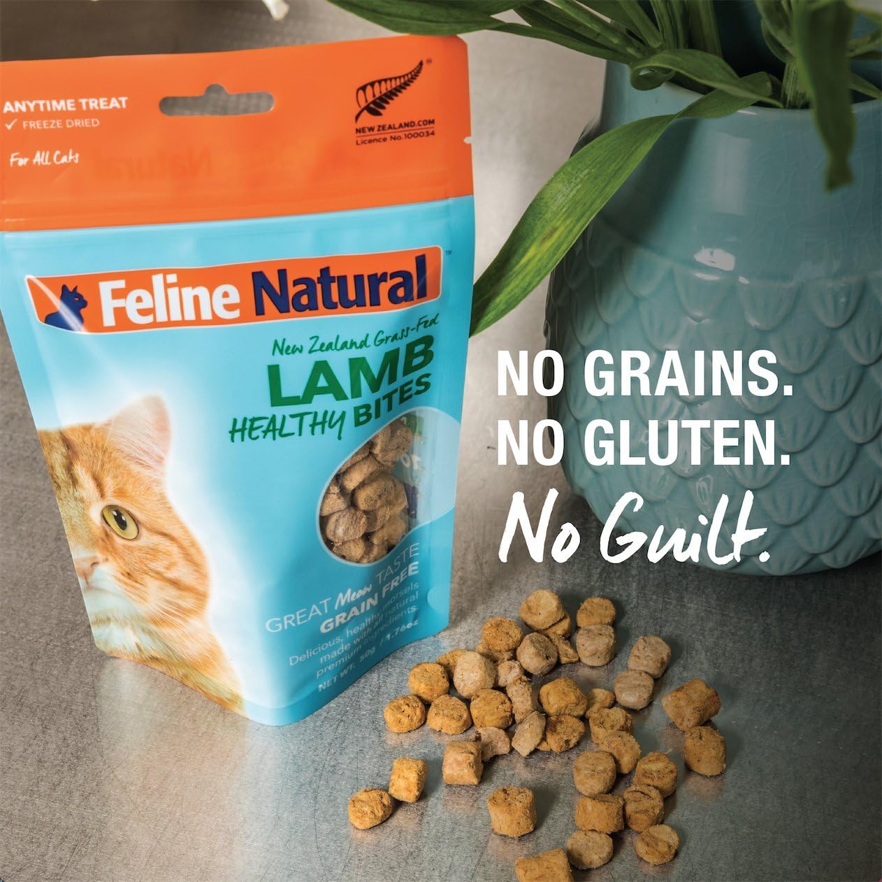 Feline Natural Freeze Dried Cat Treats – New Zealand Single-Source Protein Treats for Cats - Grain-Free Healthy Cat Snacks, Chicken and Lamb Bites, 1.76oz