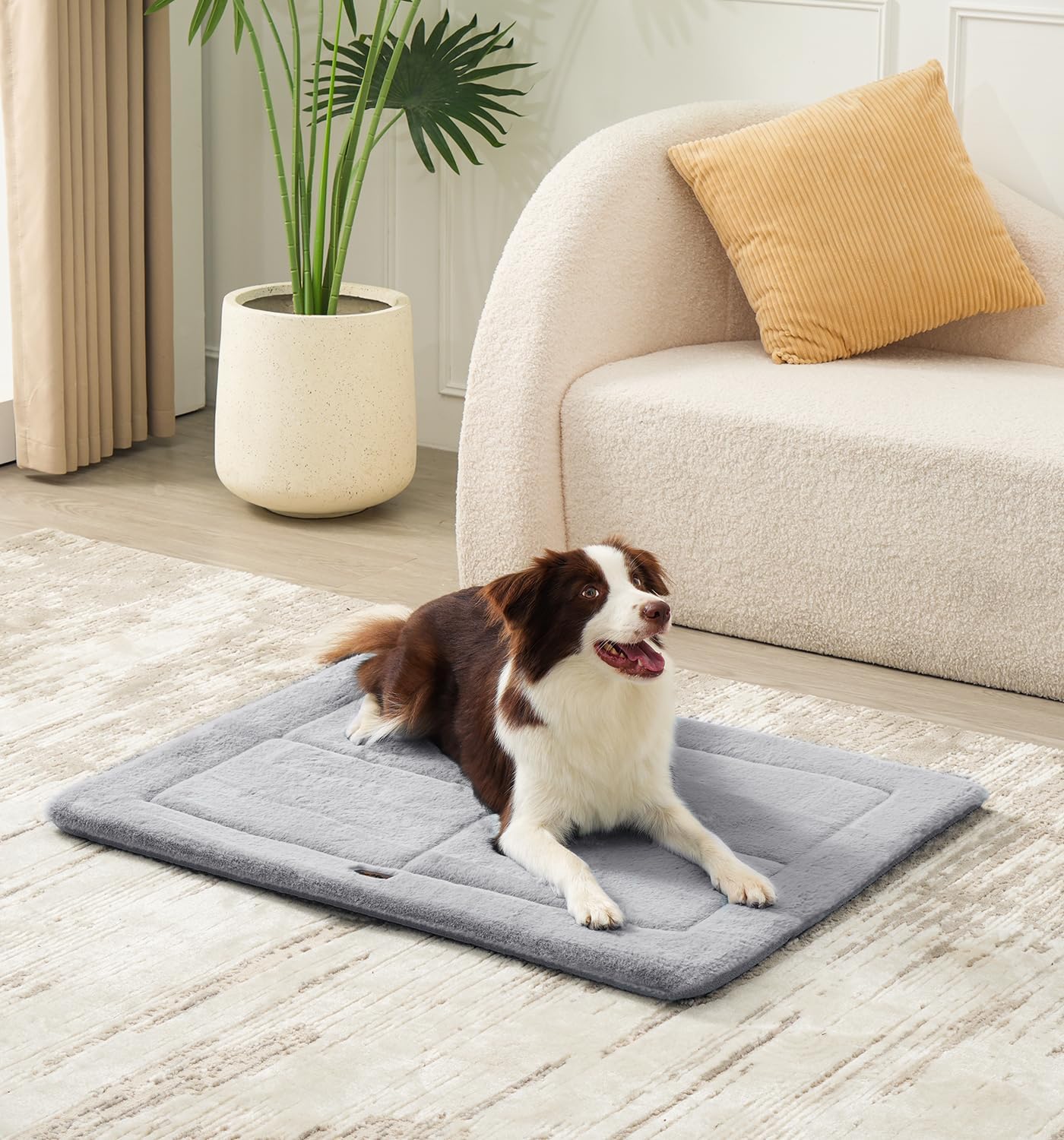 Made4Pets Dog Crate Pad Bed for Medium Large Dogs, Washable & Reversible, Anti-Slip Kennel Mat for Cozy Sleeping, Soft Fluffy Dog Bed for Indoor & Outdoor Use, 35"x23", Gray