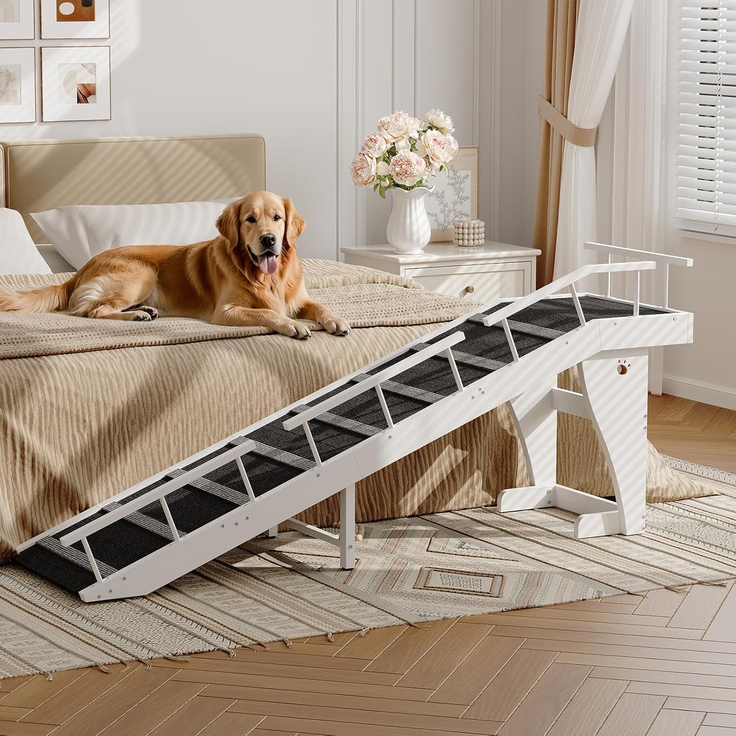 HOOBRO Dog Ramp for Bed, Large Wooden Pet Ramp for Dogs with Non-Slip Carpet Surface, Safety Rails, and Top Platform, 70.9" x 15.7" x 23.6", White and Black BW18PT03G1