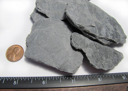 Natural Slate Stone 1 to 3 Inches - USA Sourced and Packaged for Aquascaping Aquariums, Terrariums, Paludariums, Reptile Enclosures, Wargaming, Models, Mosaic Art, Miniature Fairy Gardens (2lbs Grey)