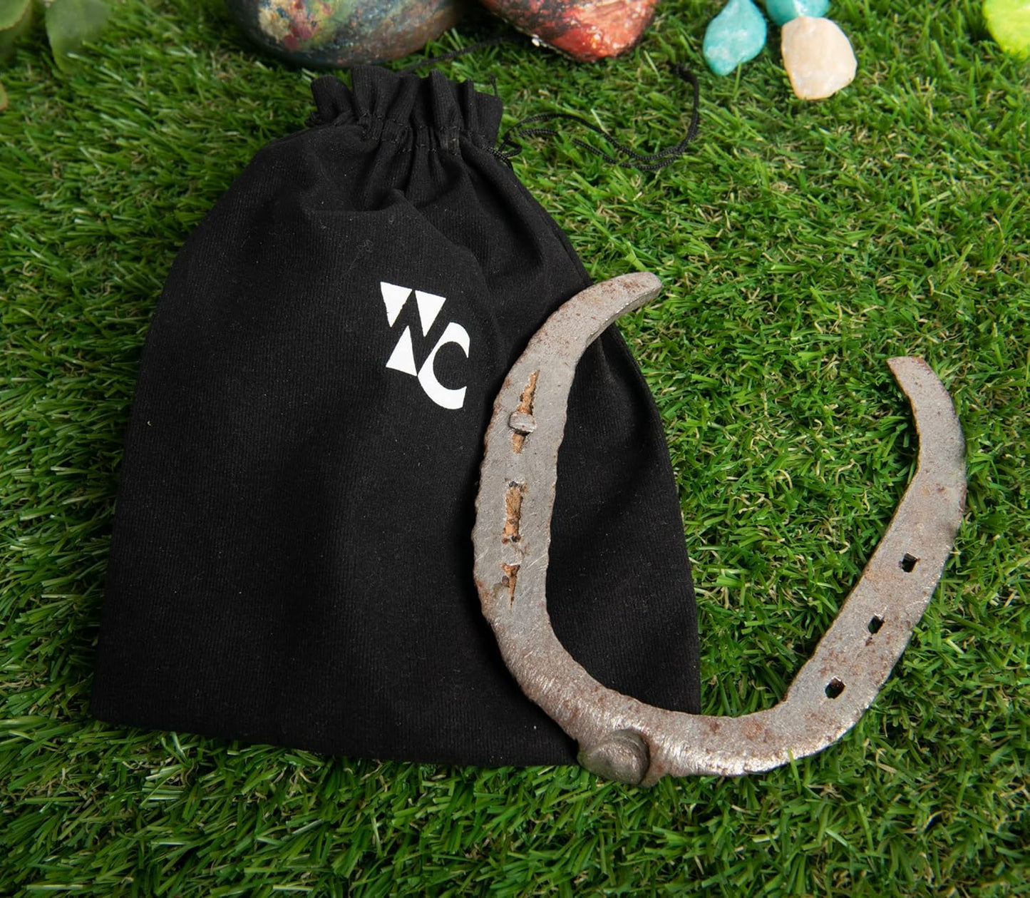 Wonder Care Horseshoe Authentic Used Horseshoe Good Luck Charm Rustic Auspicious Lucky Gift Cast Iron Real Horseshoe for Wall Decorations Prosperity and Fortune