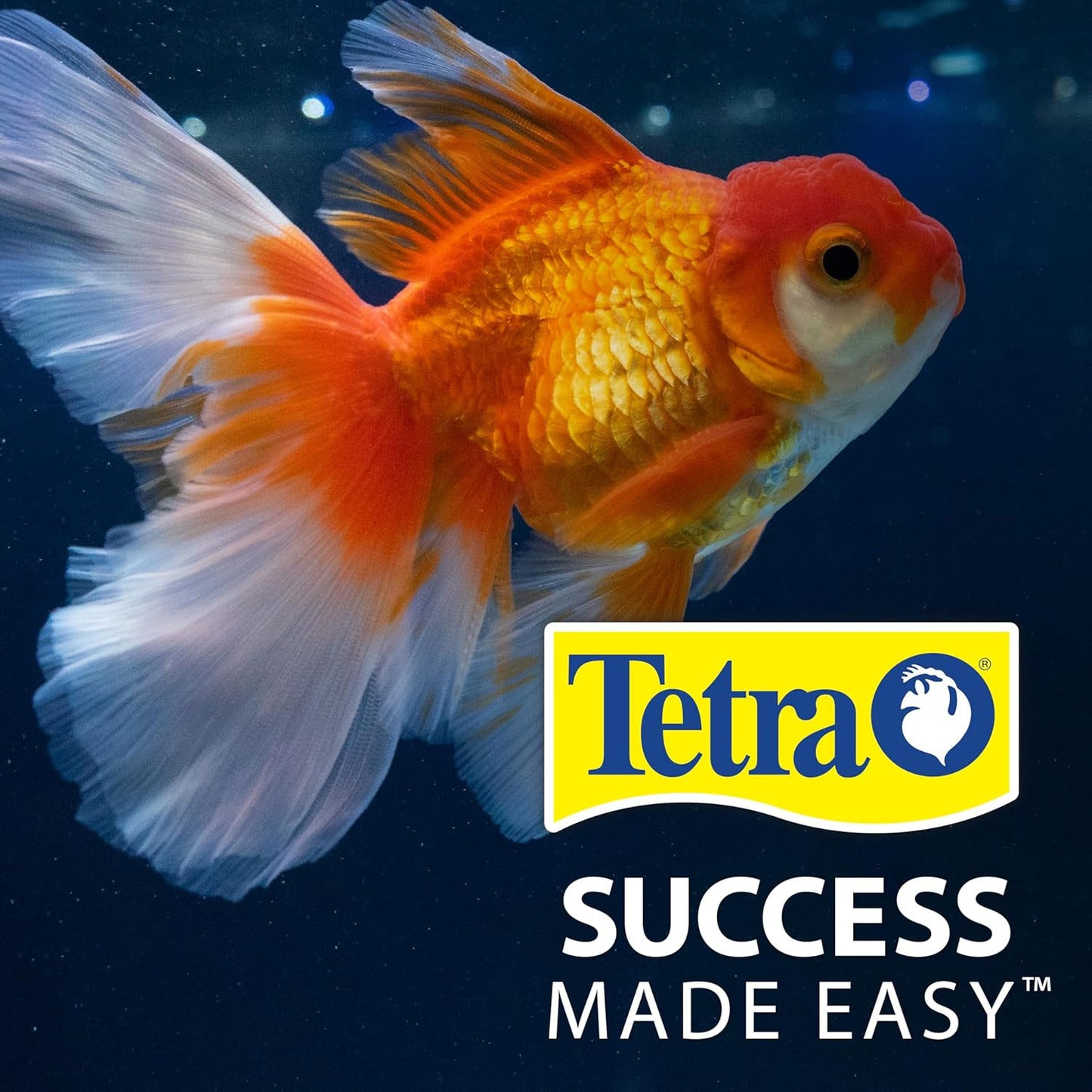 Tetra Goldfish Flakes, Nutritionally Balanced Diet for Aquarium Fish, Vitamin C Enriched Flakes, 8.81 Ounces